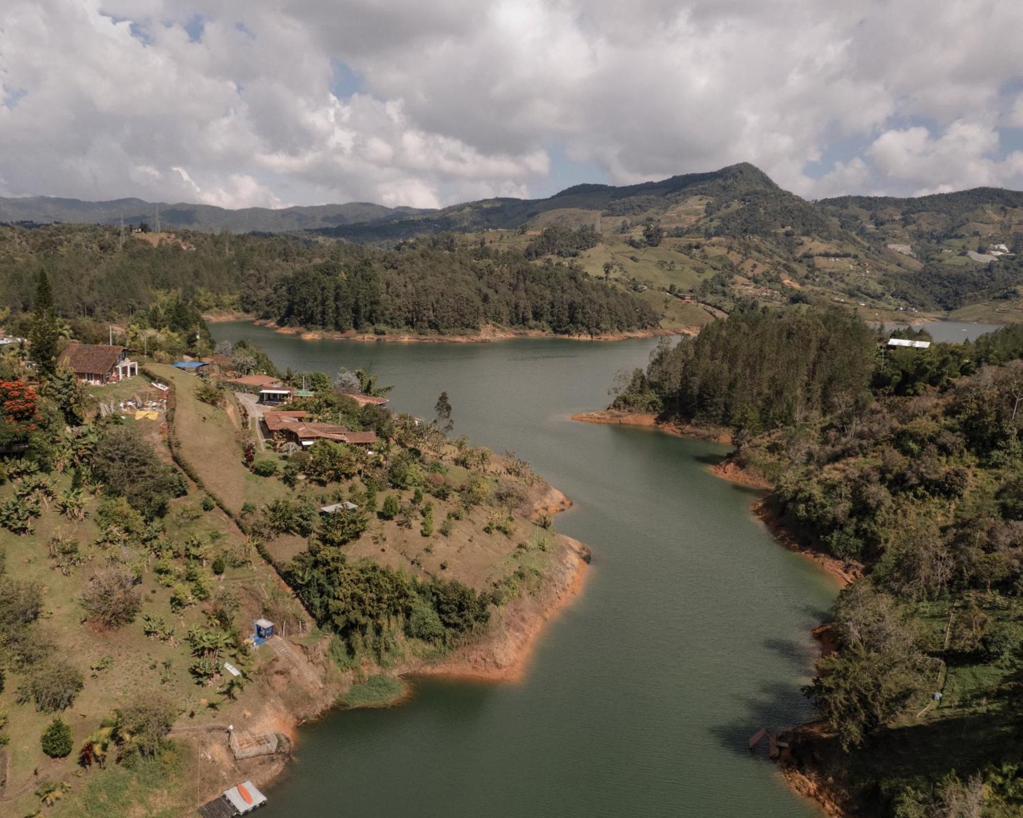 Ibuku Hotel Guatape - Chalets Buitenkant foto